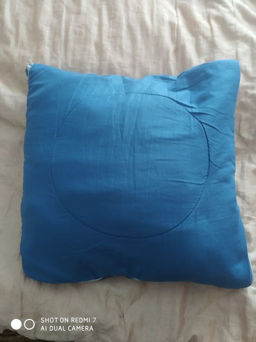 Ковдра що складається як подушка