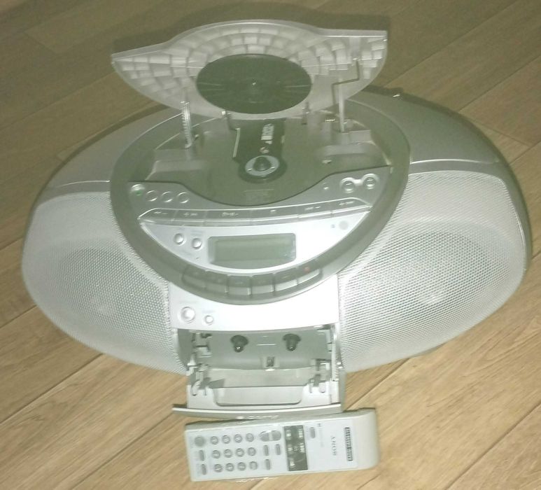 Магнітола SONY CFD-S350L
