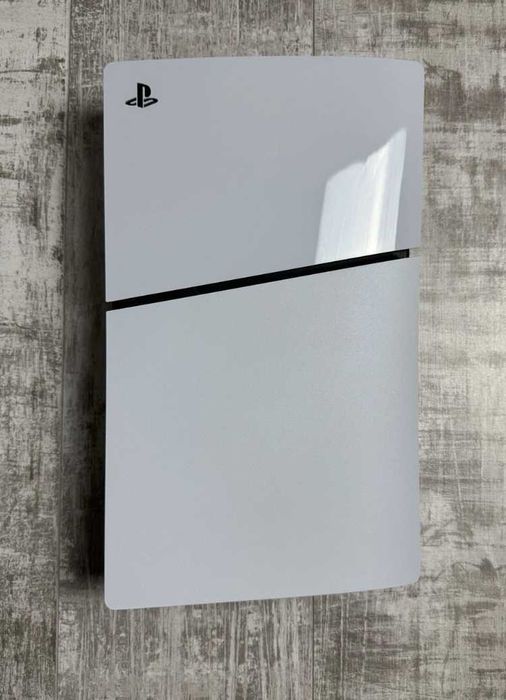 Vendo Playstation 5 Slim Digital 1TB com Garantia