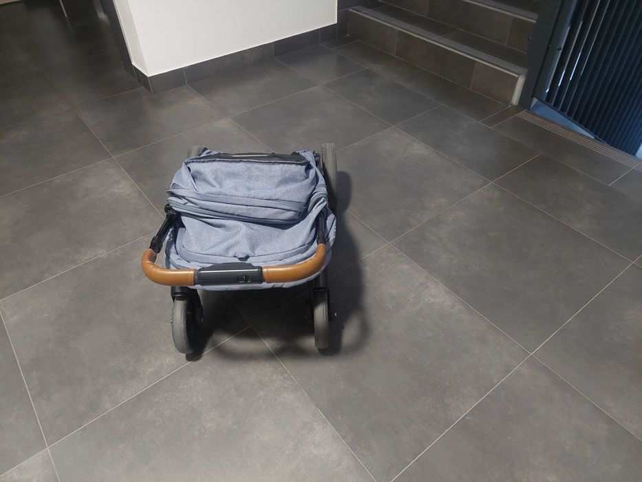 Sprzedam wózek dziecięcy spacerowy Nuna