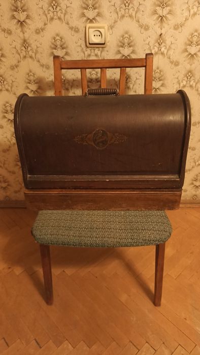 Швейная машинка ручная