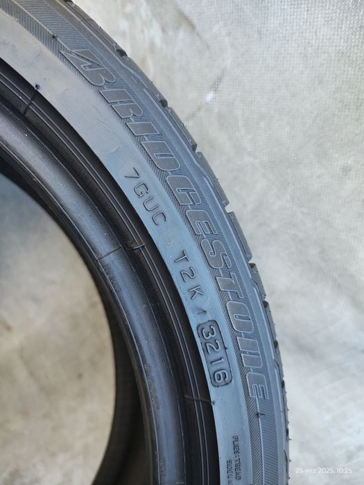 215/40r17 87V Bridgestone Potenza RE050A