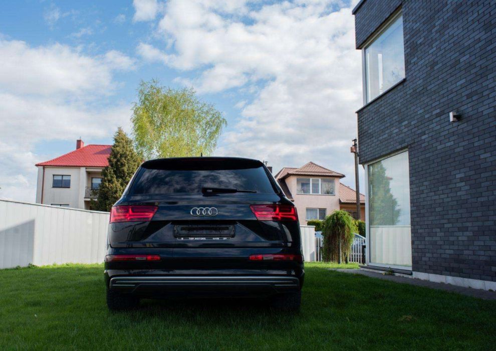 Audi Q7 - 3.0 diesel - hibrido 386 HP - aceito TROCA