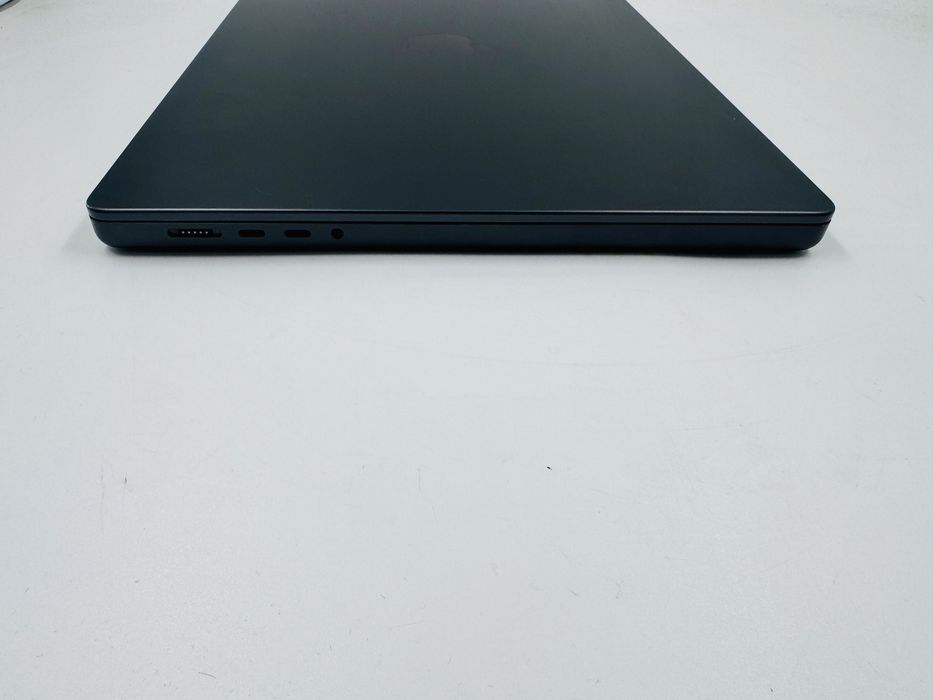 Apple Macbook Pro 16 2023 M3 Pro 18GB RAM 512GB SSD Space Gray IL7309
