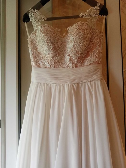 Продам сукню для виступу в танцях, розмір L,  зі шнуровкою 1500грн