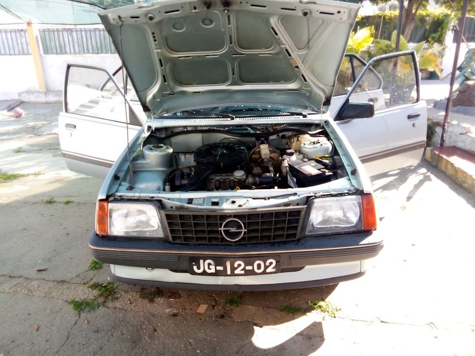 Opel Ascona 1987