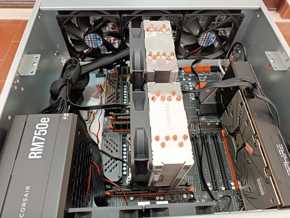 Servidor HUANANZHI F8D PLUS + 2 Xeon E5 2696 V3 + 128GB Samsung RECC