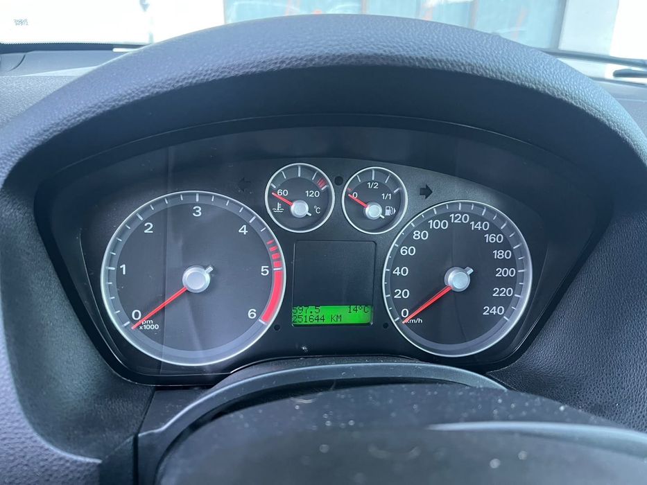 Ford Focus C-Max 1.6 TDCi (2006)