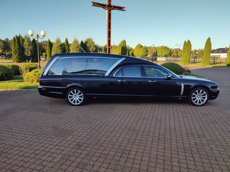 Jaguar XJ Karawan Pogrzebowy Pilato