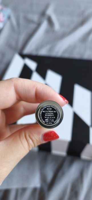 Błyszczyk Inglot Atomówki