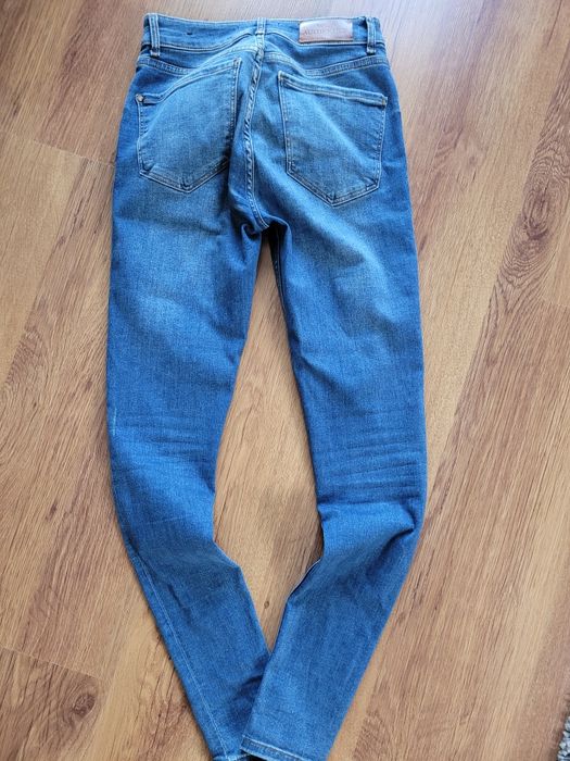 Mango spodnie jeansy rurki roz.36