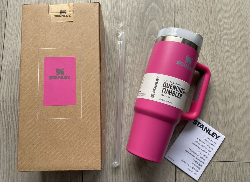2x Stanley - Oryginalny Kubek termiczny Quencher H2.0 FlowState Tumbler (887ml) Zielony oraz Różowy