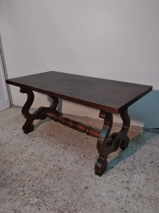 Mesa de centro antiga