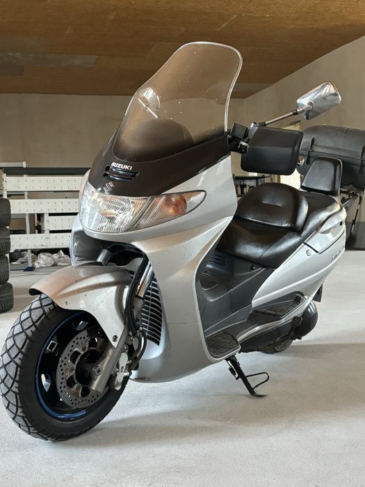 Suzuki Burgman an125