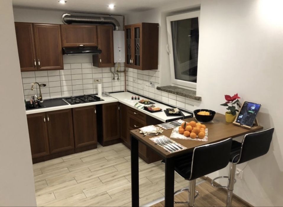 Wynajme - Kawalerka 30 m² w Piasecznie, ul. Wojska Polskiego 7 / od listopada / czynsz i opłaty w cenie / 2400 zl / kaucja