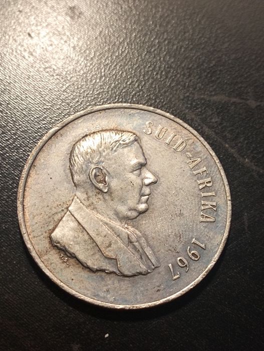 1 rand - 1º aniversário -em africâner Africa do Sul 1967 Prata	Soberba*