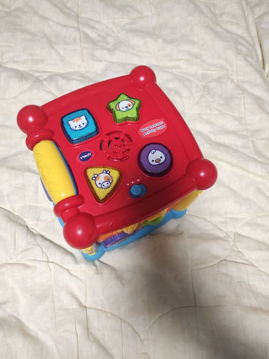 Інтерактивний кубик VTech