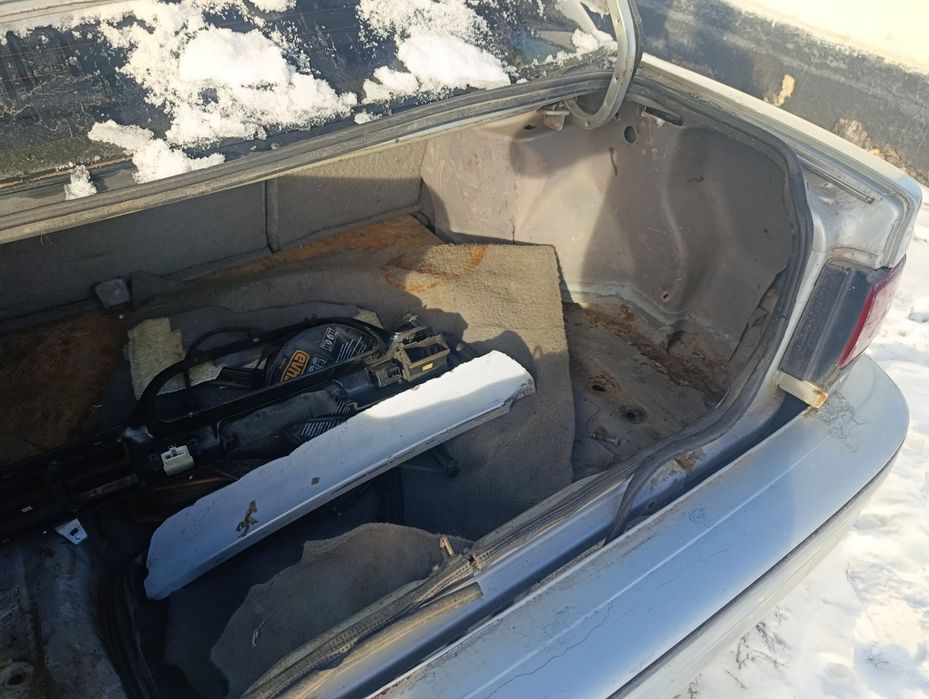 Продам Ford Escort (USA)