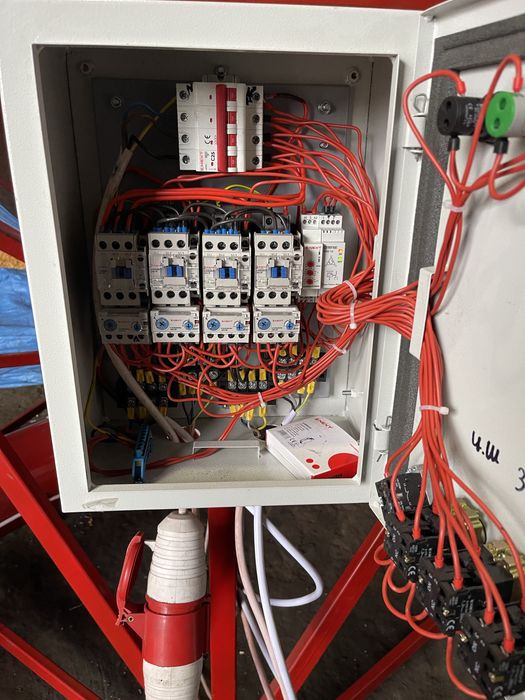 Зерносушілка.   .