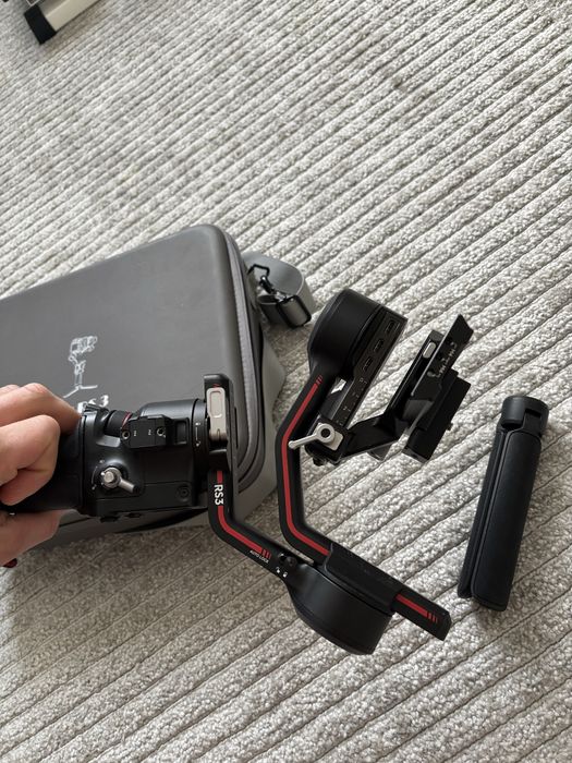 Продам стабілізатор DJI RS 3