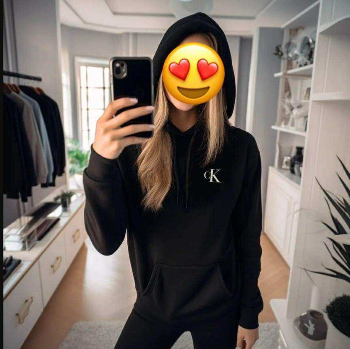 XL: Bluza damska kangurka .