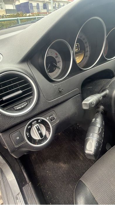 Mercedes Benz 2.2 Cdi