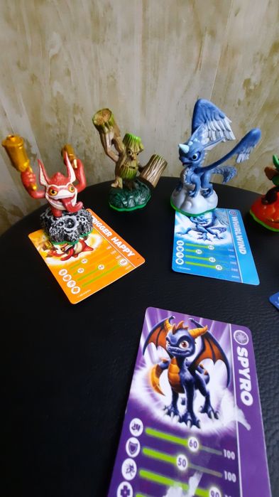 Ігрові фігурки з картками Skylanders spyros anventur