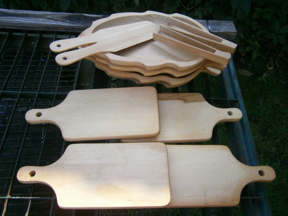 ZESTAW 2 drewniane korytka, 2 deski łopatka,szczypce.