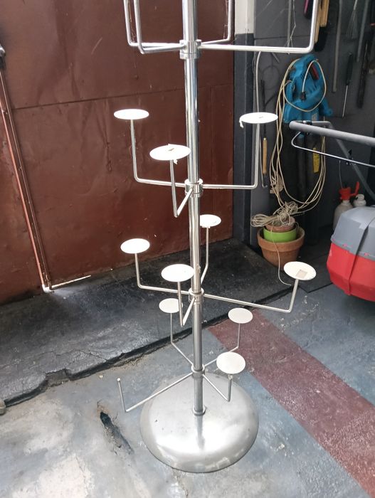 Sprzedam stojaki podlogowe