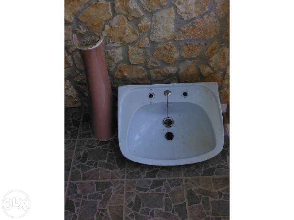 Lavatorios, bides e sanitas