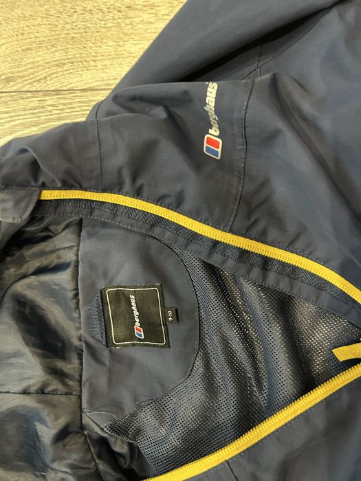 Вітровка berghaus гортекс