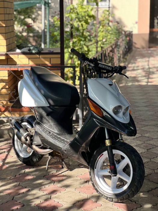 Продам Yamaha ROCKET Spy