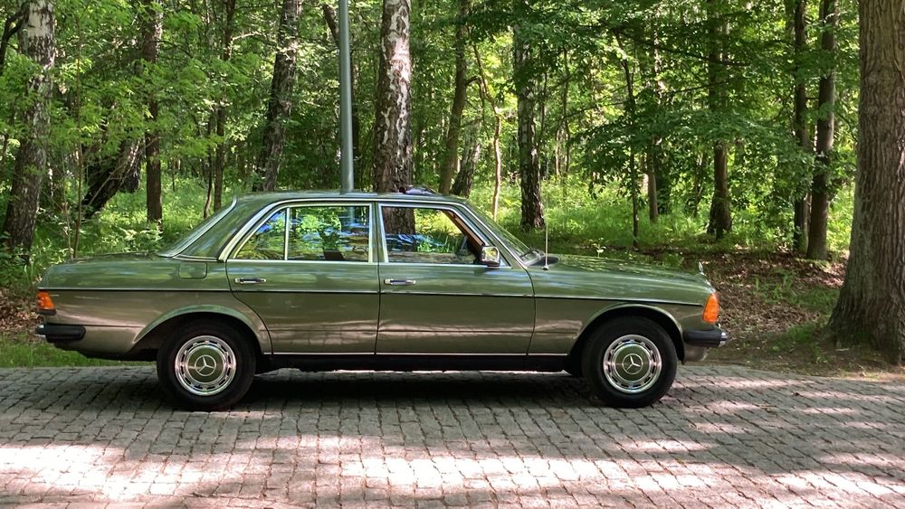 Mercedes-Benz W123 Małe kilometry148/1Własciciel/Bez Korozji/Sayberdach