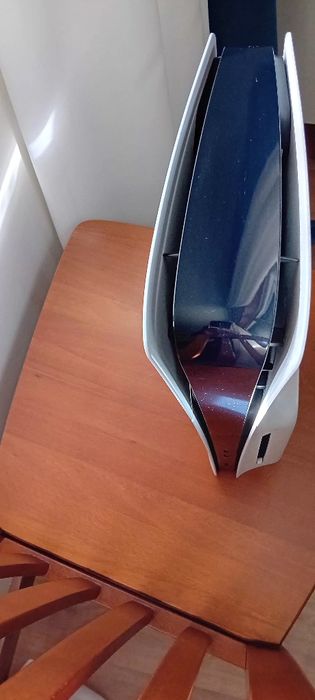 Play station 5 basicamente nova.