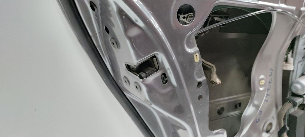 Porta trás esquerda RENAULT Megane II Break (KM0/1_)