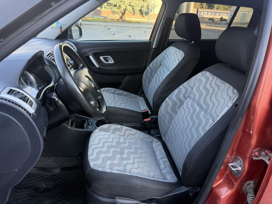 Продам Skoda Fabia 2 1.2 газ/бензин