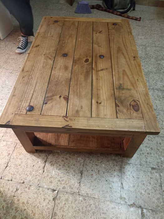 Mesa de centro para sala em madeira mexicana