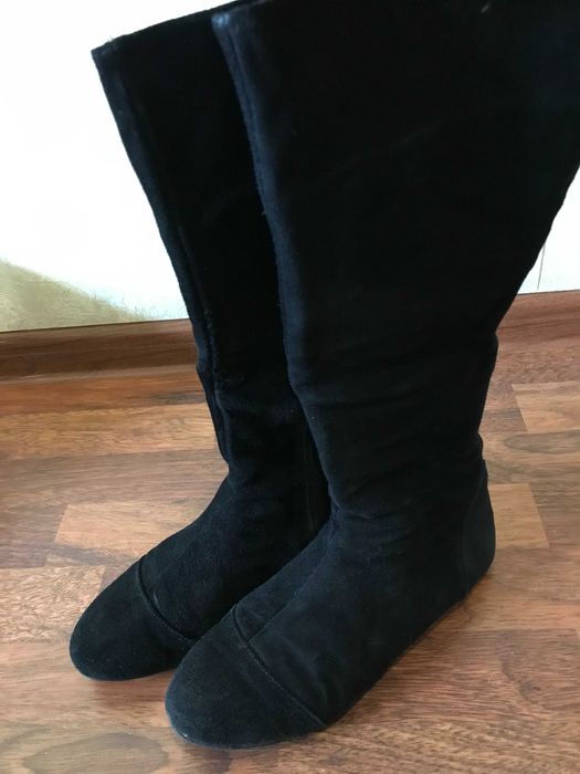 Осінні високі чоботи на блискавці