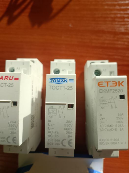 Контактор для АВР автоматичний Tomzn EARU