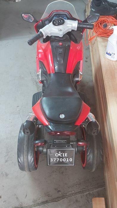 Motor elektryczny dla dziecka .