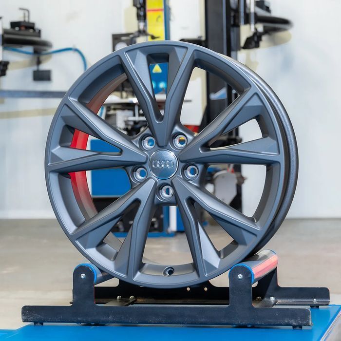 FABRYCZNIE NOWE Oryginalne Felgi Audi 18" A3 A4 A6 A8 Q2 Q3 TT