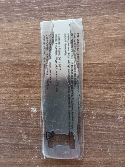 Otwieracz do piwa/napoi 1 szt. NOWY