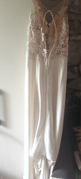 Suknia slubna skromna