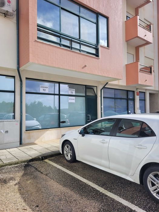 Arrenda-se T2 - Centro de Oliveira do Bairro