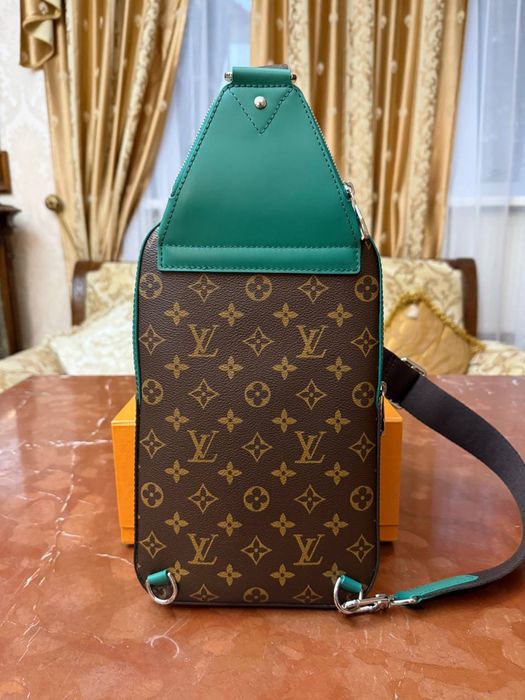 Слингбек Louis Vuitton