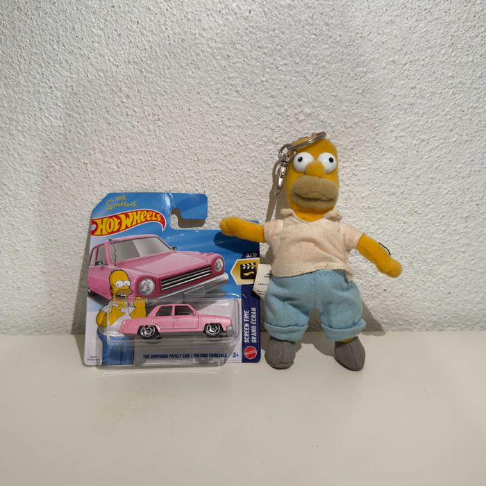 Pack Coleção Os Simpsons: Hot Wheels Family Car + Porta-Chaves Homer
