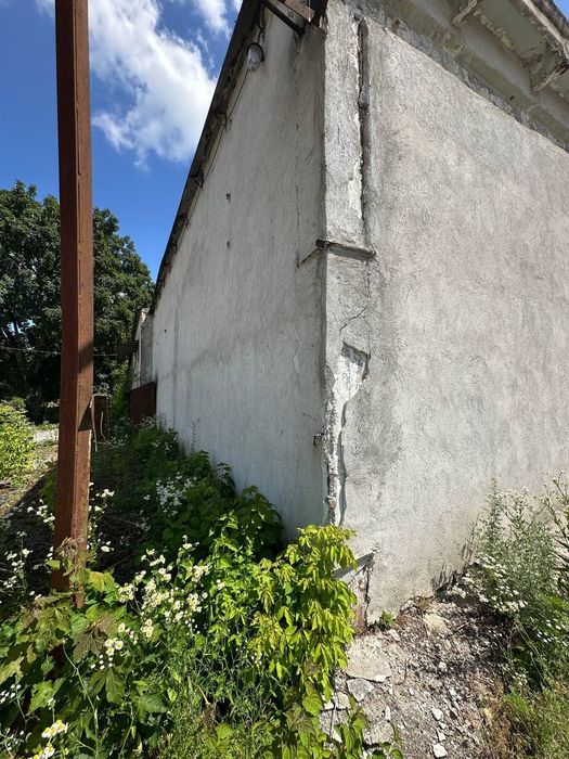 Продаються виробничо складські приміщення 4965 м²