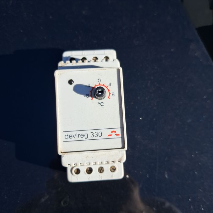 Терморегулятор DEVIreg™ 330, -10 – + 10