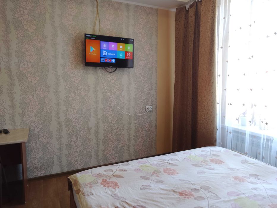 Квартира біля метро Площа Конституціі. ТЦ Нікольський