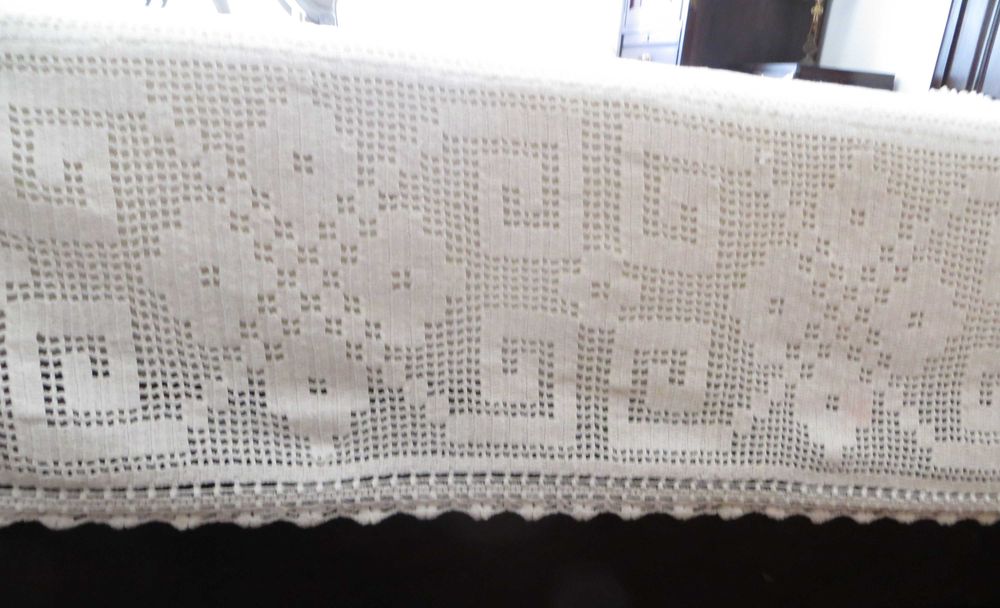 Antiguidades Colcha Tricot feita á mão 2,40x1,90 Metros - Estado Novo